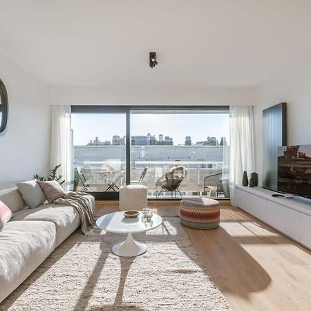 Stunning And Modern Apartment With Sunny Balcony كنوك هايست المظهر الخارجي الصورة