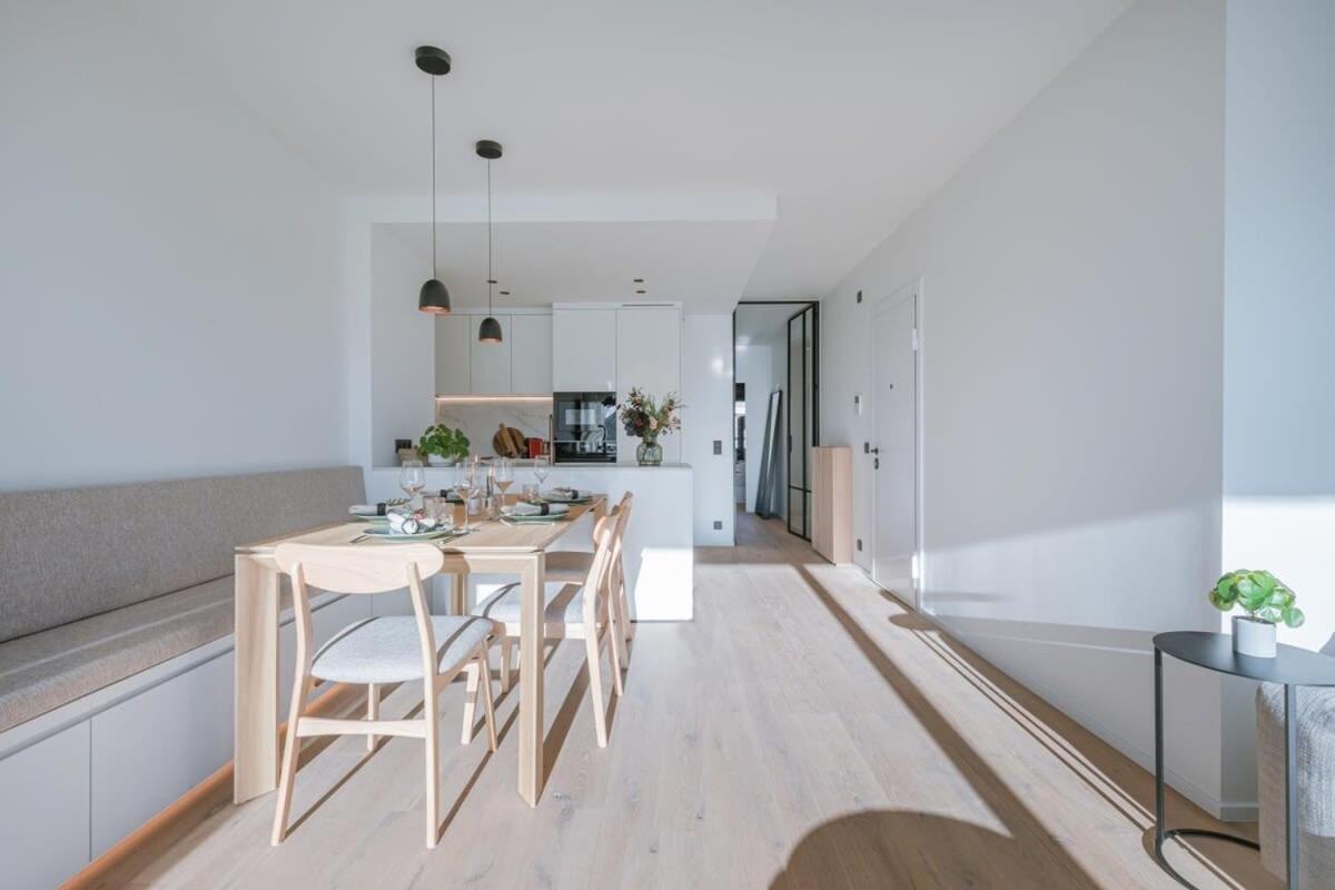 Stunning And Modern Apartment With Sunny Balcony كنوك هايست المظهر الخارجي الصورة