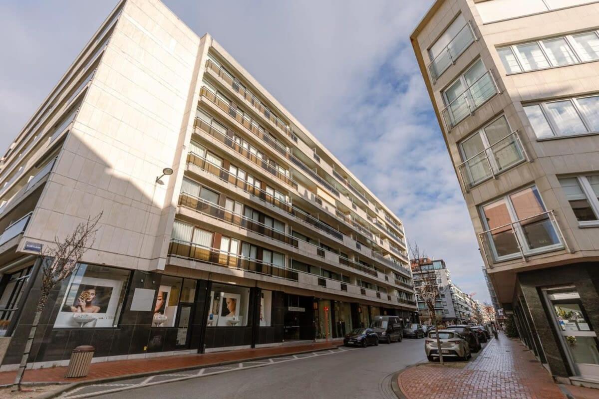Stunning And Modern Apartment With Sunny Balcony كنوك هايست المظهر الخارجي الصورة