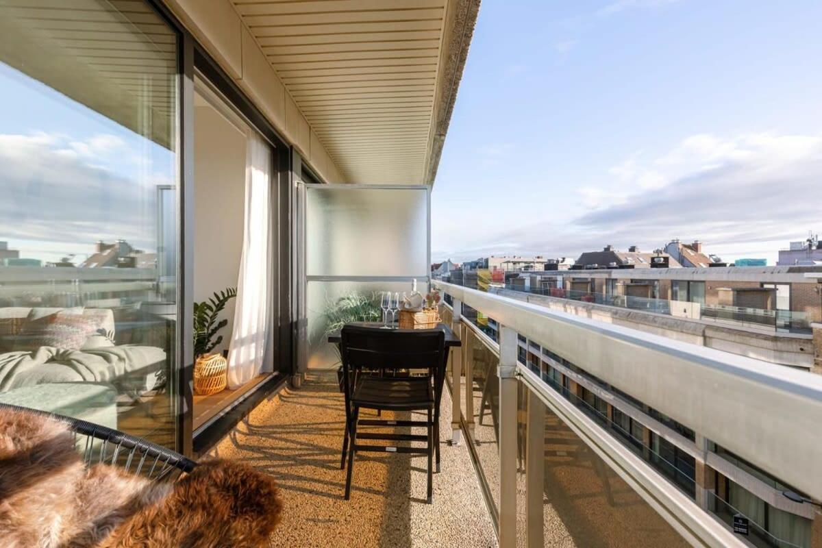 Stunning And Modern Apartment With Sunny Balcony كنوك هايست المظهر الخارجي الصورة